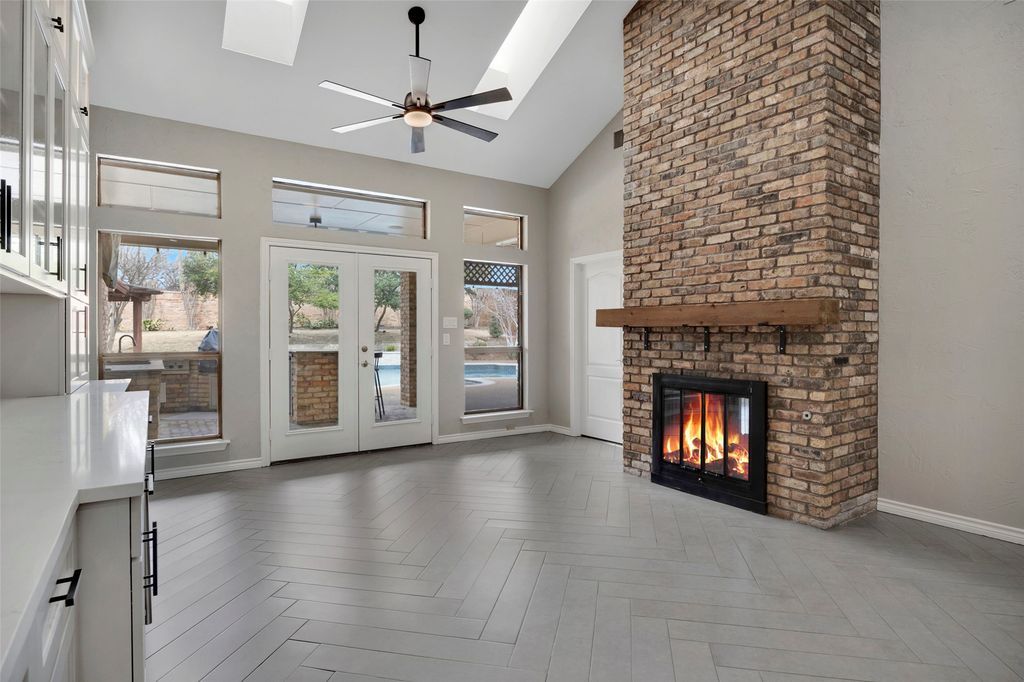 property-img