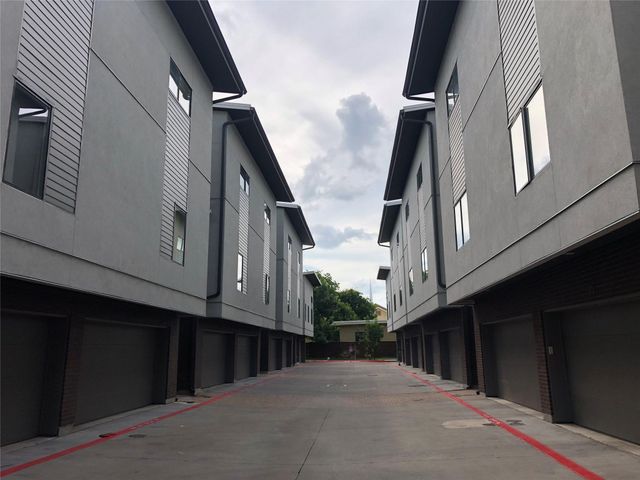 1702 S Lamar BLVD 23, Austin, TX 78704