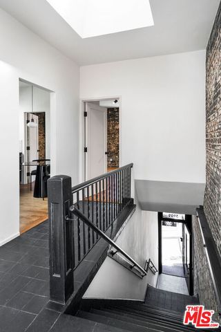 3020 W Sunset Boulevard, Los Angeles, CA 90026