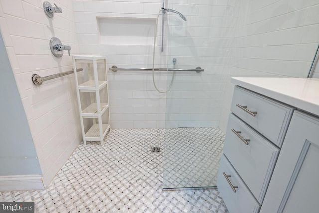336 OVERHILL RD, Wayne, PA 19087