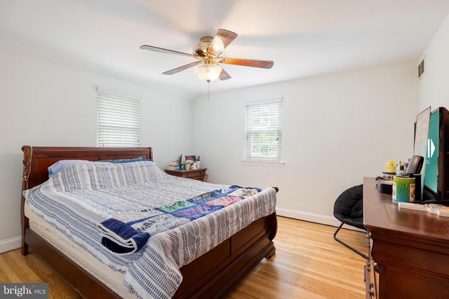 336 OVERHILL RD, Wayne, PA 19087