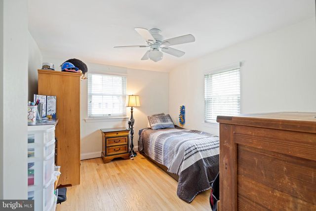 336 OVERHILL RD, Wayne, PA 19087