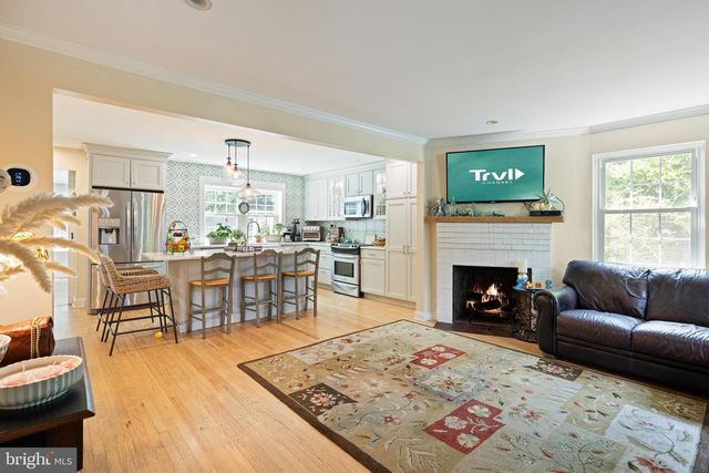 336 OVERHILL RD, Wayne, PA 19087