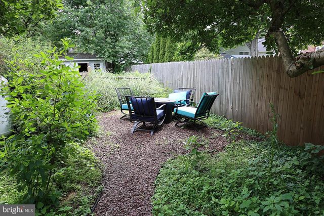 336 OVERHILL RD, Wayne, PA 19087