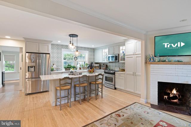 336 OVERHILL RD, Wayne, PA 19087