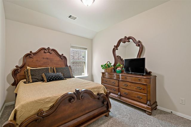 1415 Nacogdoches Valley Drive, League City, TX 77573