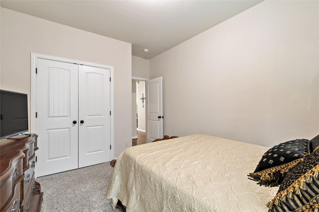 1415 Nacogdoches Valley Drive, League City, TX 77573