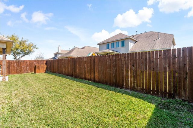 1415 Nacogdoches Valley Drive, League City, TX 77573