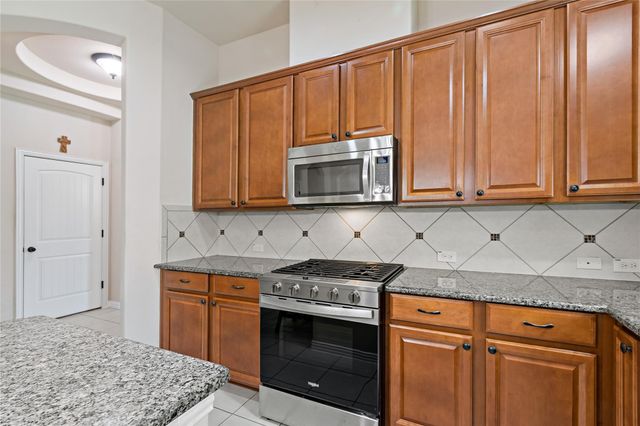 1415 Nacogdoches Valley Drive, League City, TX 77573