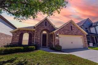 1415 Nacogdoches Valley Drive, League City, TX 77573