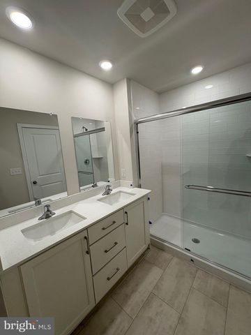 26 ANDERSON DR, Bridgeport, PA 19405