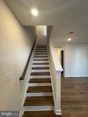 26 ANDERSON DR, Bridgeport, PA 19405