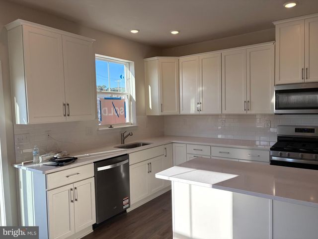 26 ANDERSON DR, Bridgeport, PA 19405