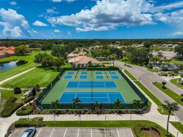 4211 CADDIE DRIVE E 202, Bradenton, FL 34203