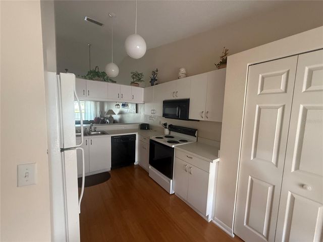 4211 CADDIE DRIVE E 202, Bradenton, FL 34203