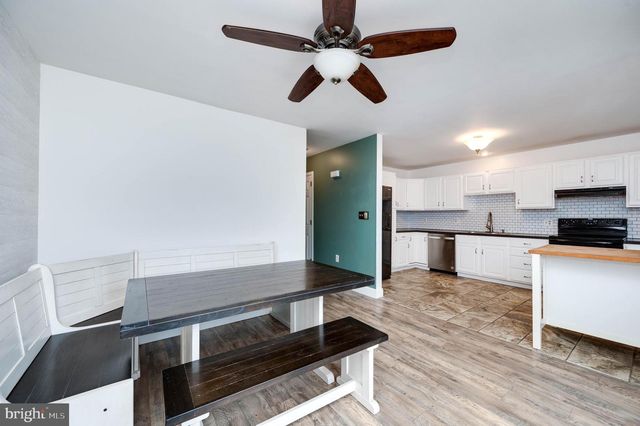 425 GROVE AVE, Mohnton, PA 19540