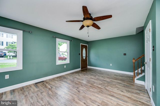 425 GROVE AVE, Mohnton, PA 19540