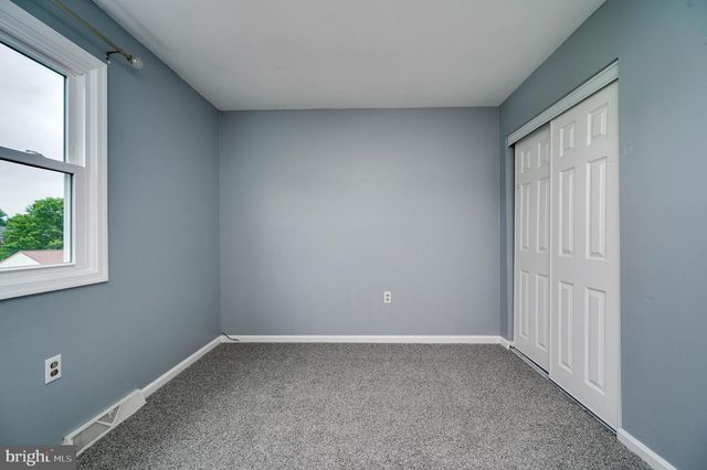425 GROVE AVE, Mohnton, PA 19540