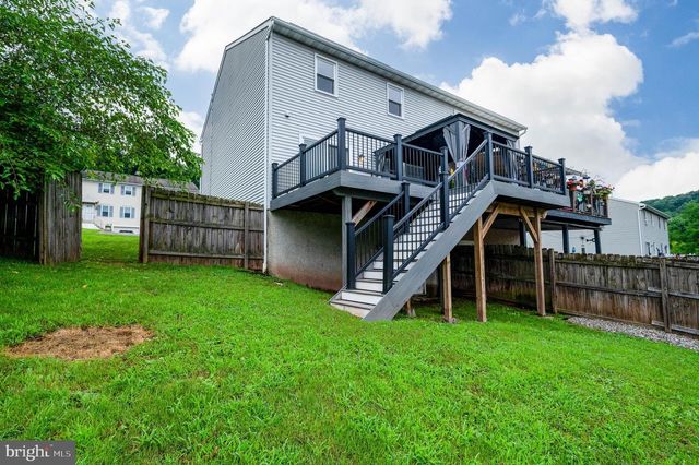425 GROVE AVE, Mohnton, PA 19540
