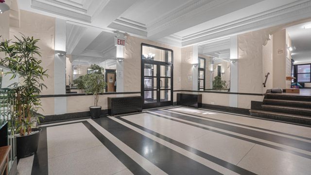 2020 E 41st Street 2B, Brooklyn, NY 11234
