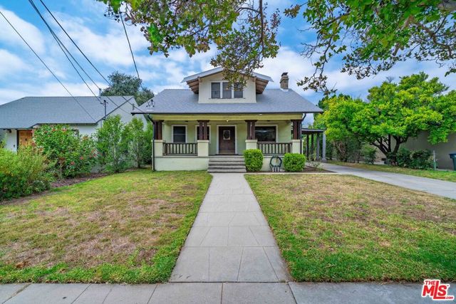 105 El Nido Avenue, Pasadena, CA 91107