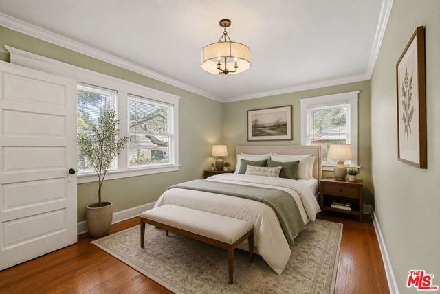 105 El Nido Avenue, Pasadena, CA 91107
