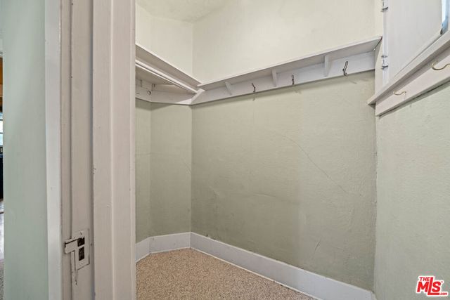 105 El Nido Avenue, Pasadena, CA 91107