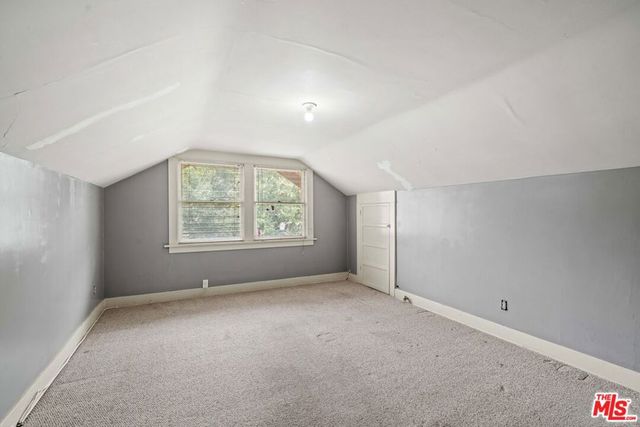 105 El Nido Avenue, Pasadena, CA 91107