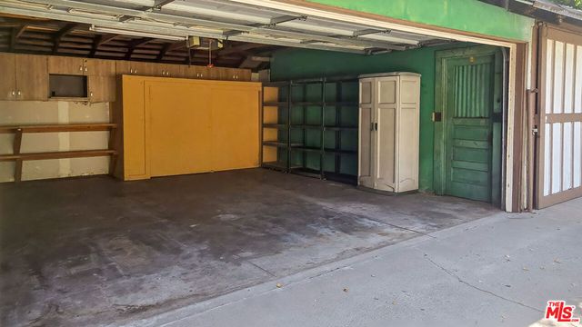 105 El Nido Avenue, Pasadena, CA 91107