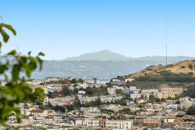 101 Oak Court, Daly City, CA 94014