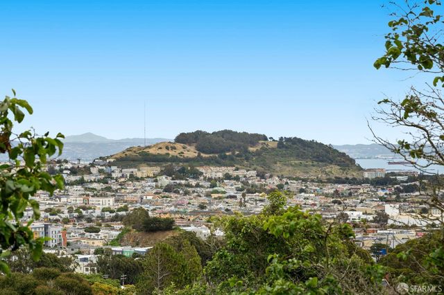 101 Oak Court, Daly City, CA 94014