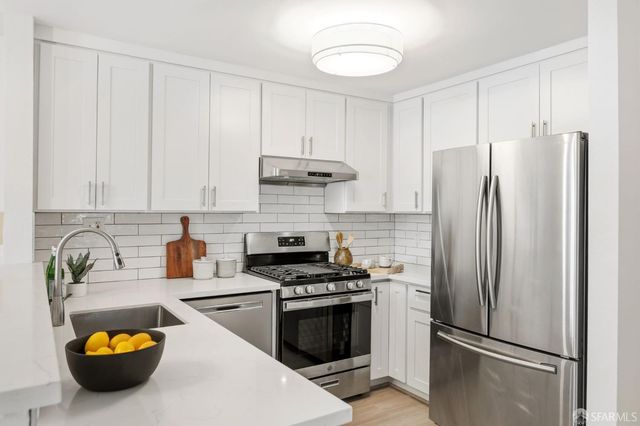 101 Oak Court, Daly City, CA 94014
