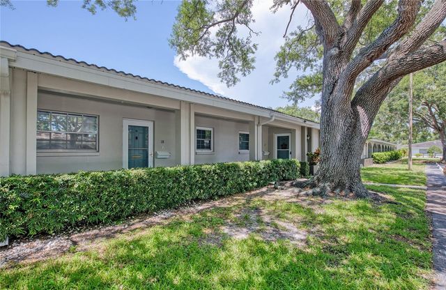 11200 102ND AVENUE 18, Seminole, FL 33778