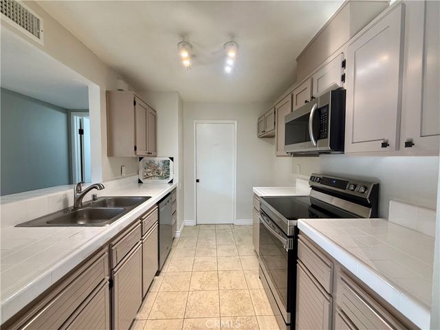 13096 Le Parc 92, Chino Hills, CA 91709