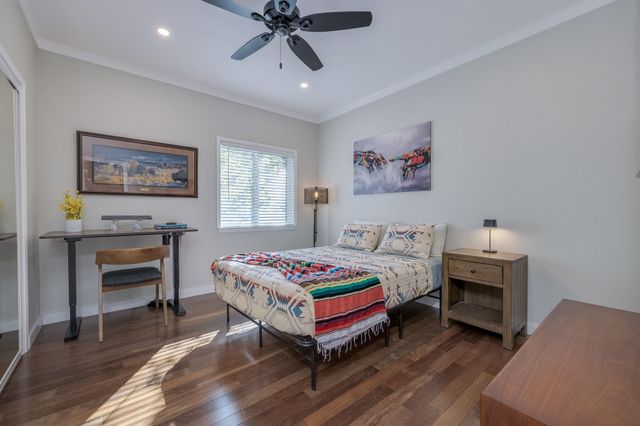 1809 Barton Hills DR, Austin, TX 78704