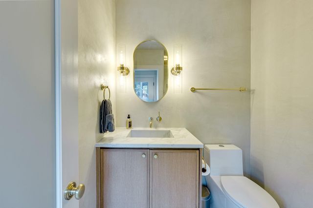 1809 Barton Hills DR, Austin, TX 78704