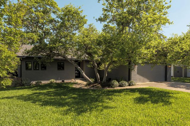1809 Barton Hills DR, Austin, TX 78704