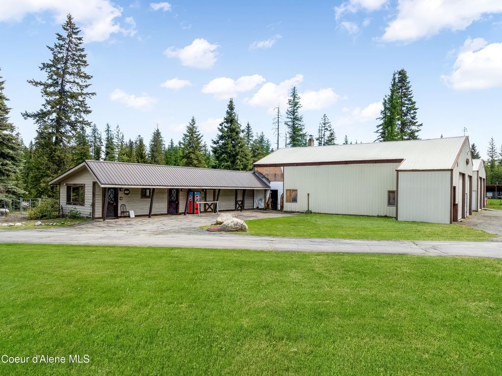 435 Shady Pines Loop, Priest Lake, ID 83856 photo 11