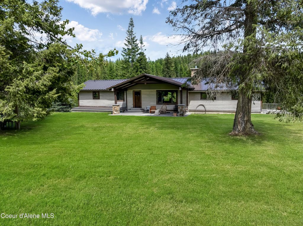435 Shady Pines Loop, Priest Lake, ID 83856 photo 5