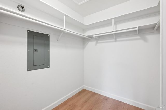 6550 Meadowridge Dr, Santa Rosa, CA 95409