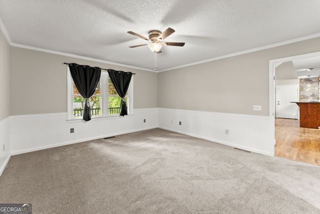 438 Dixon Drive, Cleveland, GA 30528