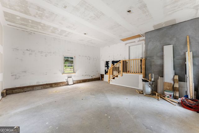 438 Dixon Drive, Cleveland, GA 30528