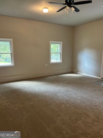 438 Dixon Drive, Cleveland, GA 30528