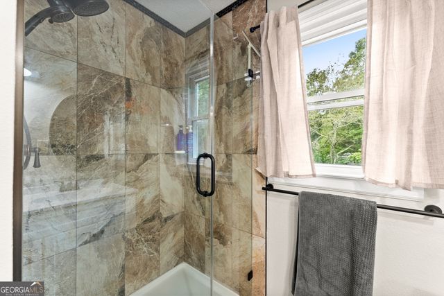 438 Dixon Drive, Cleveland, GA 30528