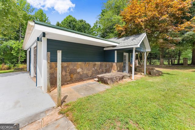 438 Dixon Drive, Cleveland, GA 30528