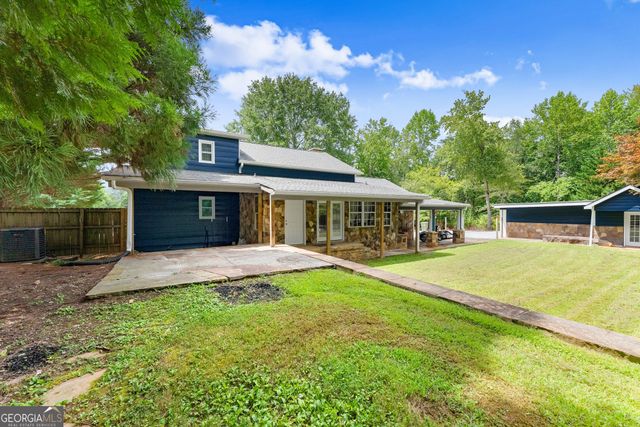 438 Dixon Drive, Cleveland, GA 30528