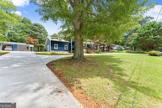 438 Dixon Drive, Cleveland, GA 30528