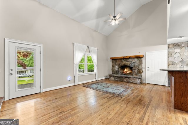 438 Dixon Drive, Cleveland, GA 30528