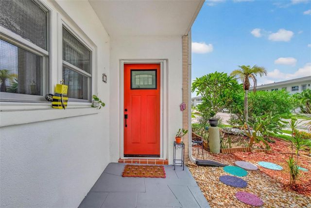 1900 58TH AVENUE N 14, St Petersburg, FL 33714