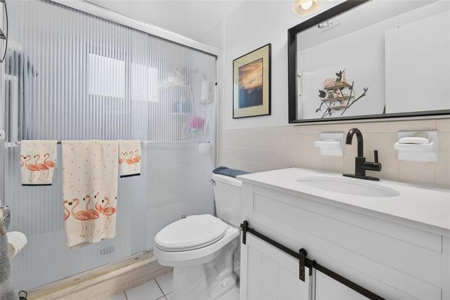 1900 58TH AVENUE N 14, St Petersburg, FL 33714